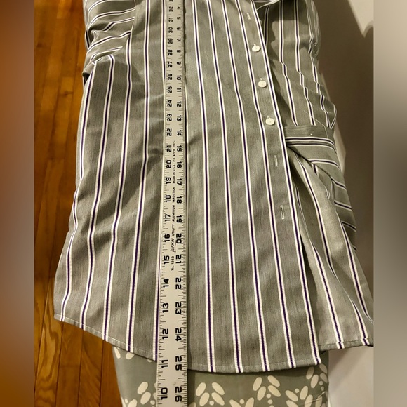 Foxcroft Womens Shirt Shaped Fit Sz10P Gray/Purple Striped Button-Up Non-Iron - Picture 10 of 11